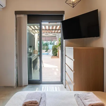 Domenica Diamond - Heated Pool & 80m From The * חניוטי