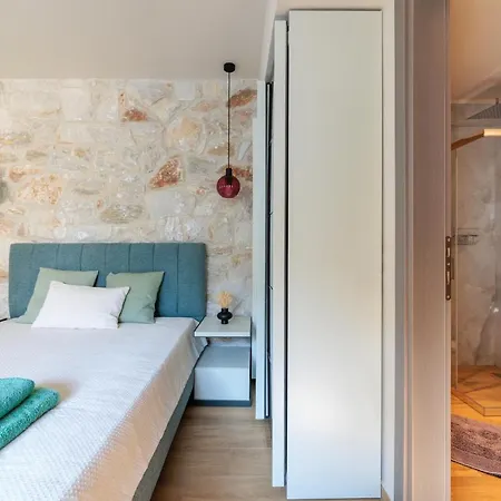 Domenica Diamond - Heated Pool & 80m From The * Chaniotis