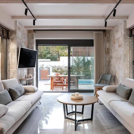 Villa Domenica Diamond - Heated Pool & 80m From The Chaniotis