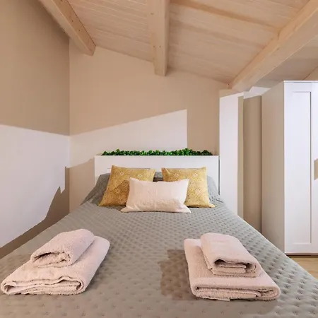 Domenica Diamond - Heated Pool & 80m From The *