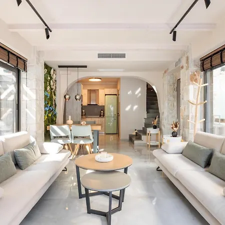 Villa Domenica Diamond - Heated Pool & 80m From The