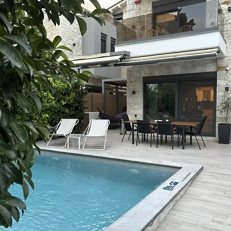 Domenica Diamond - Heated Pool & 80m From The * Chaniotis