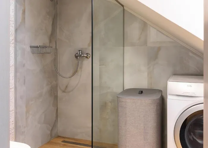 Domenica Diamond - Heated Pool & 80m From The Chaniotis